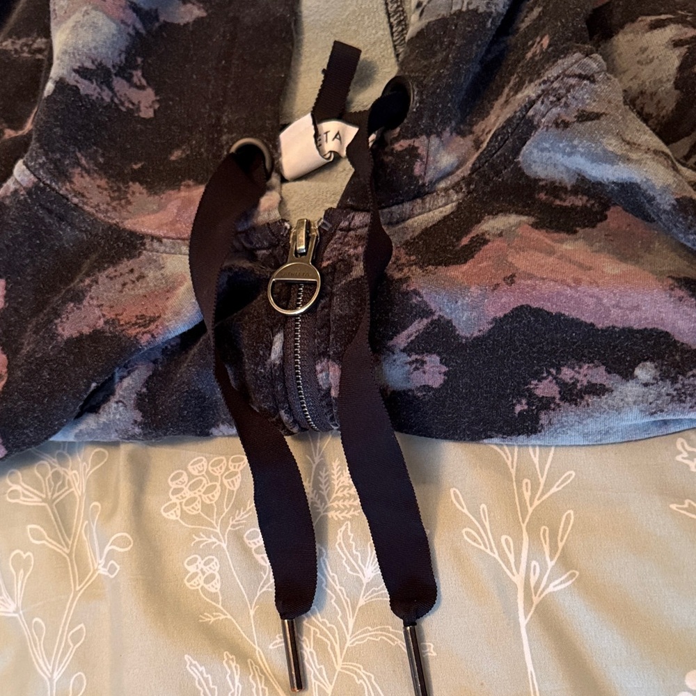 Athleta Abstract Patterned Hooded Jacket purple, … - image 9